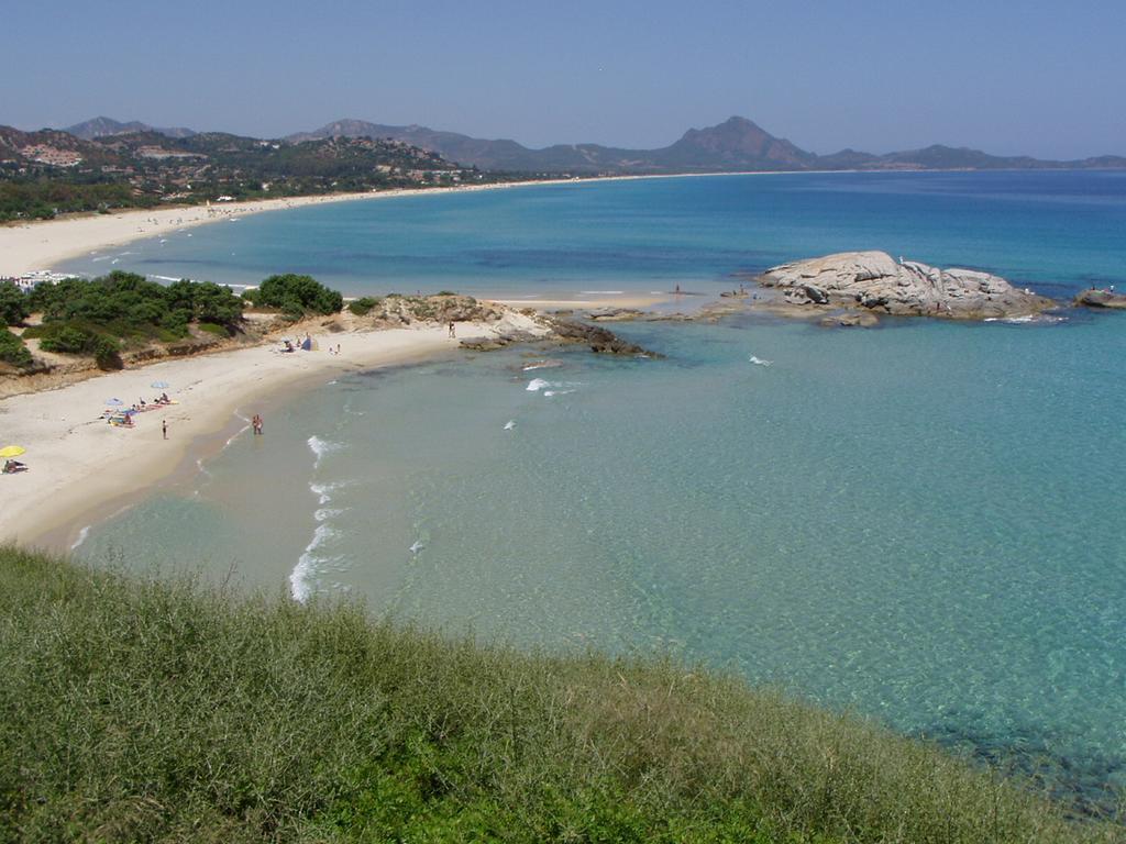 Casa Vacanze Rose E Fiori Sardegna Сан Вито Екстериор снимка